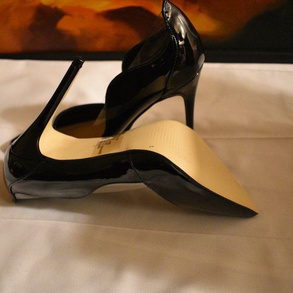 Lacosta Pump - Picture 4 of 7